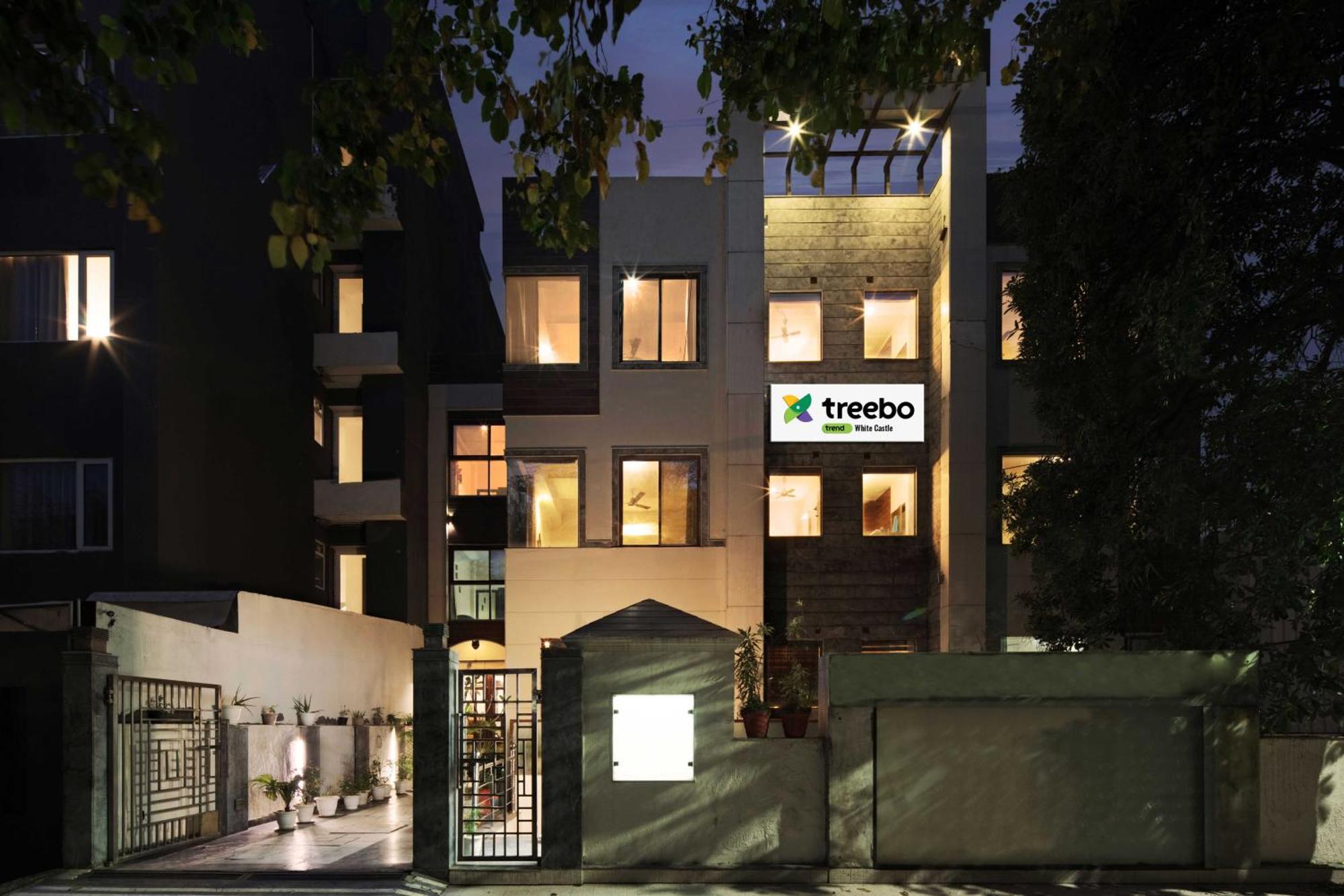 Treebo White Castle, Gurgaon Hotel Kültér fotó
